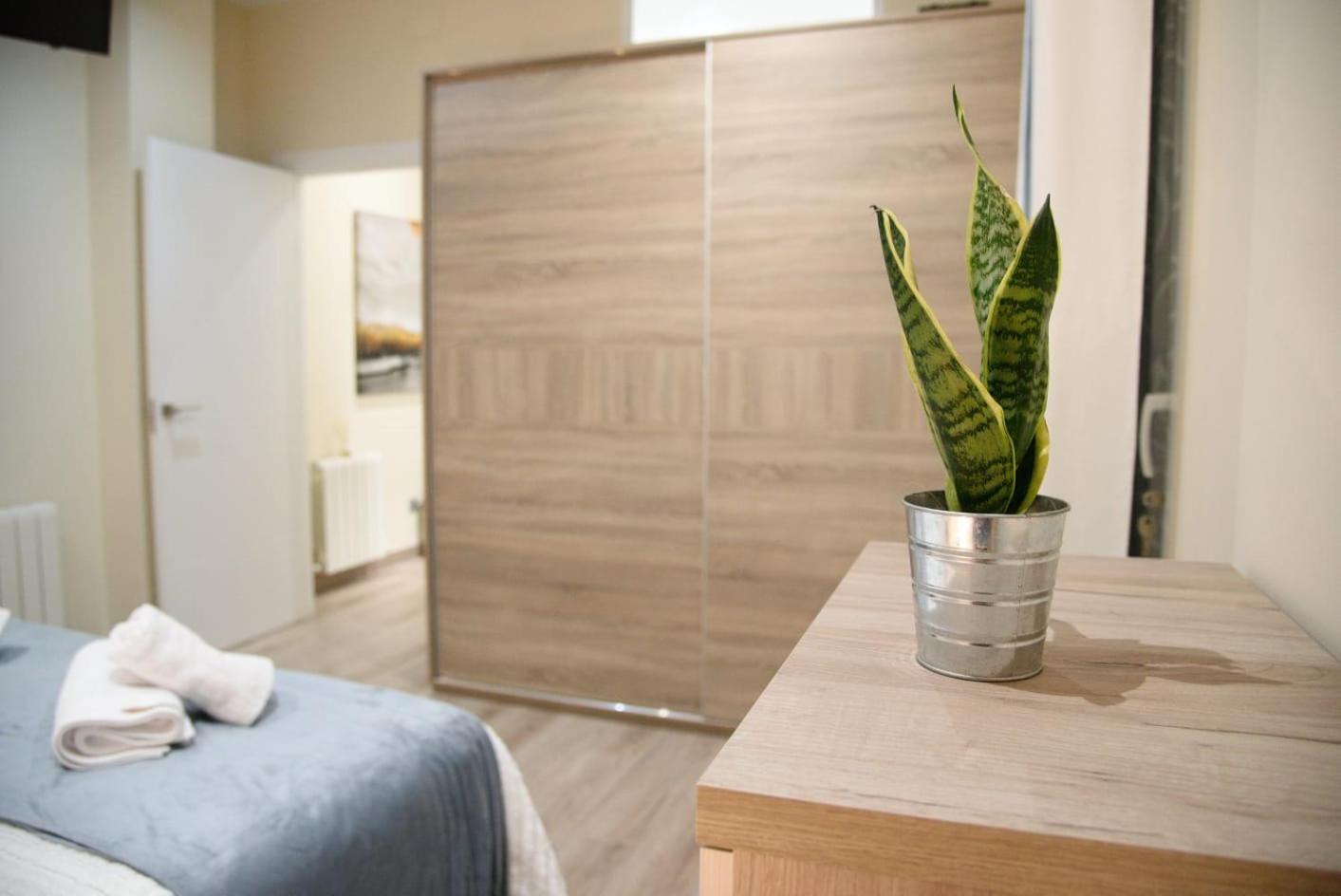 Dona Bernabela Apartment Baeza Bagian luar foto