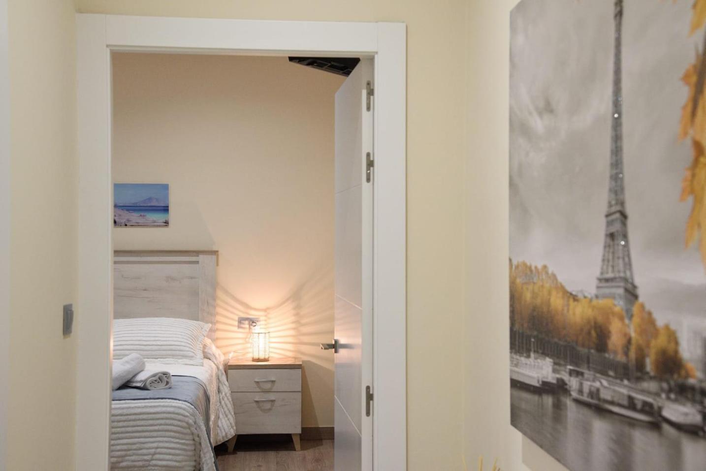Dona Bernabela Apartment Baeza Bagian luar foto